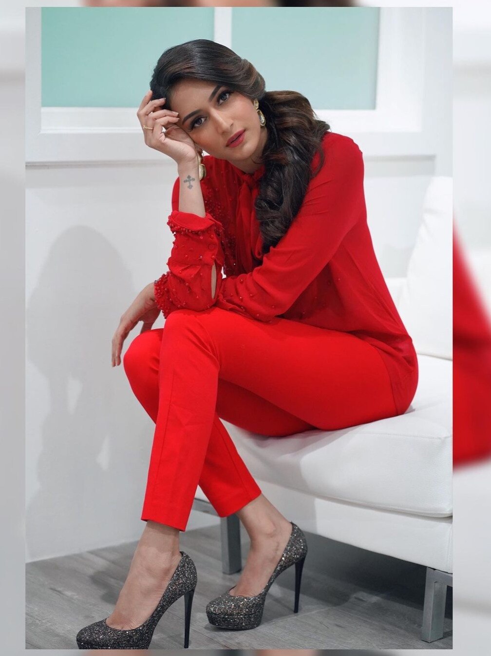 टीवी से लिया ब्रेक, छोड़ा देश, एक्ट्रेस को नहीं मिल रहा काम, कही ये बात