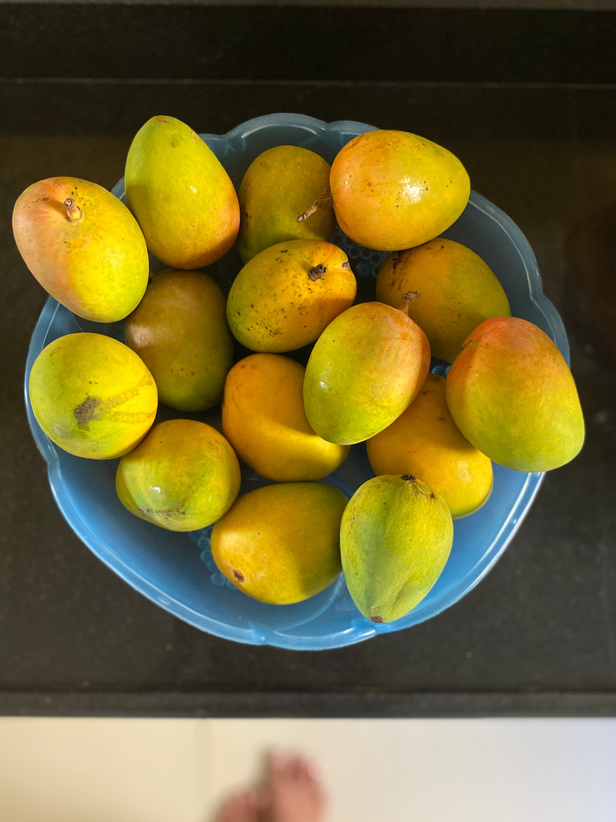 लंबे समय तक कैसे फ्रेश रख सकते हैं आम