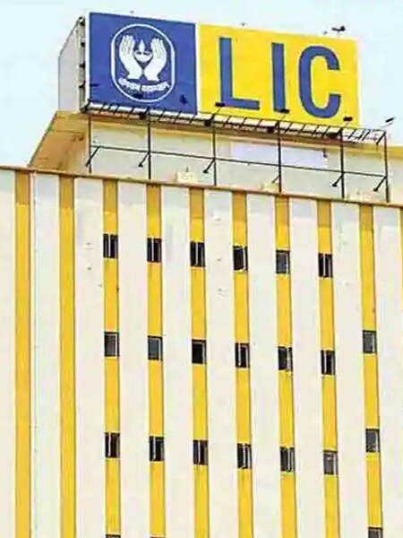 LIC share price rises ahead of Q4 results, up 9% in 1 month; should you buy? See what analysts say