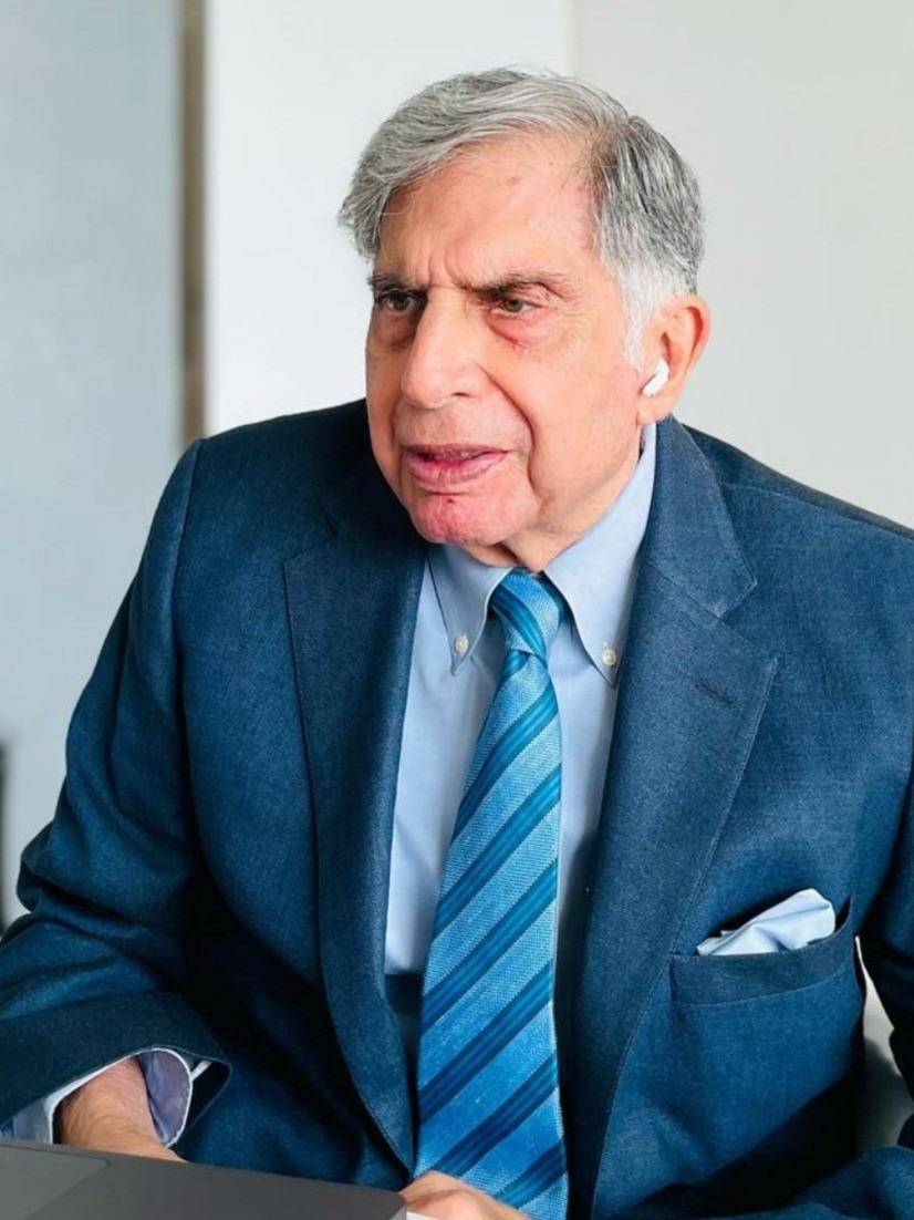 Ratan Tata urges people to take care of stray dogs, cats during monsoon; Take a look at former Tata Sons Chairman's love for animals, how he supports his assistant Shantanu Naidu's initiative