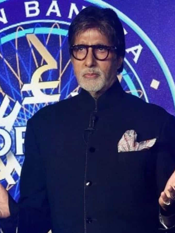 Bollywood stars Amitabh Bachchan, Anupam Kher, Badshah pray for Chandrayaan-3, Anil Ambani’s daughter-in-law Khrisha’s post, Alia Bhatt's photoshoot, Tiger Shroff and Disha Patani spotted separately: Celebs on Insta 