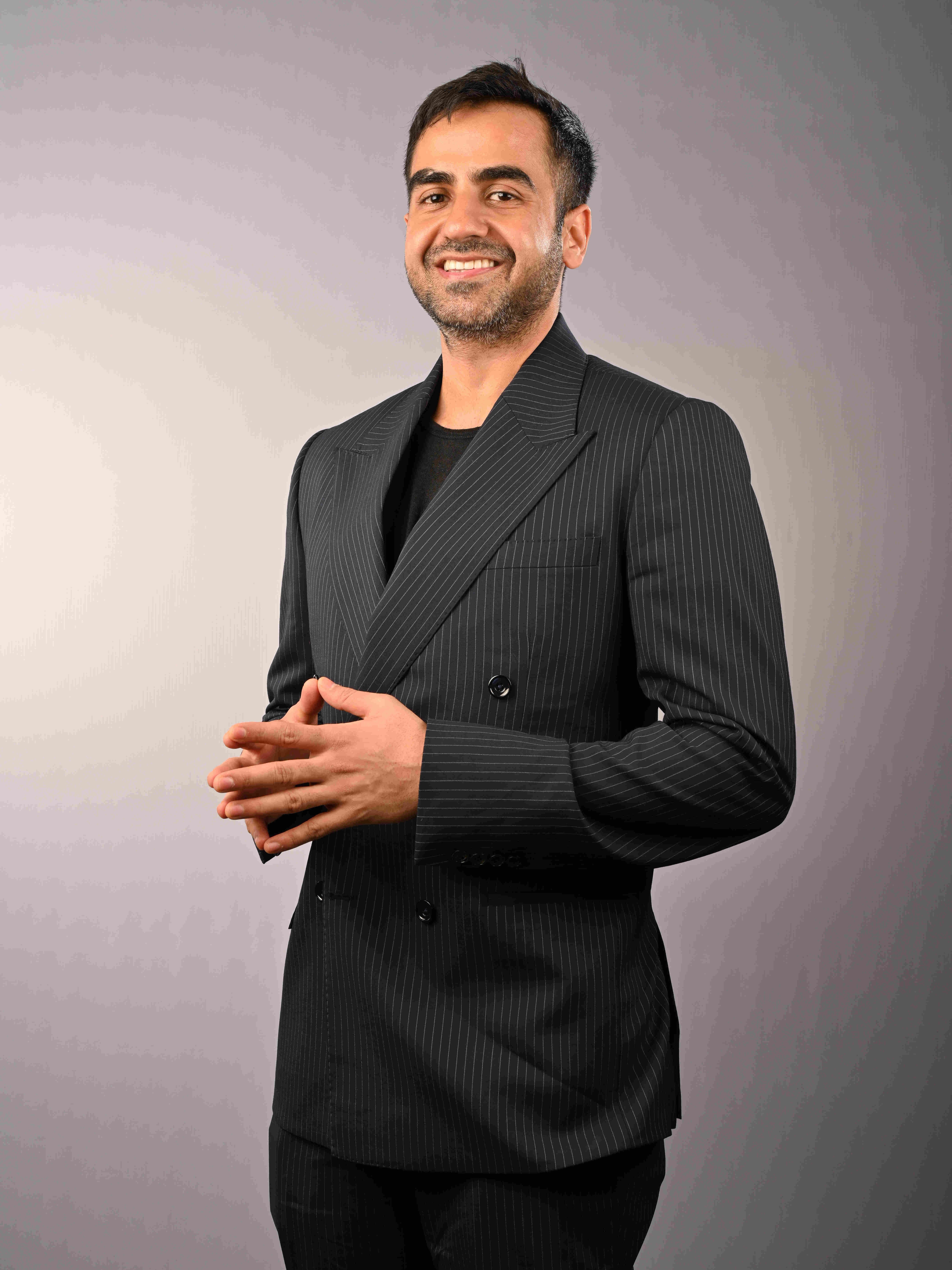 Nithin Kamath on loan closure regulations, Anand Mahindra's wishes on Ganesh Chaturthi, Kiran Mazumdar-Shaw on Women’s Reservation Bill, Ritesh Agarwal on a decade of Oyo: India Inc. on X (Twitter)