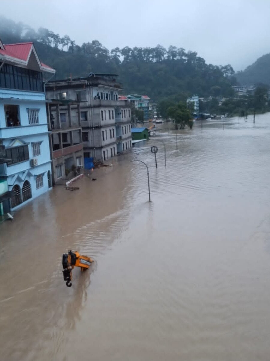 Sikkim Floods 2023: Death toll rises to 8, Army personnel missing as Teesta river floods, National Highway affected, Check helpline numbers, other updates