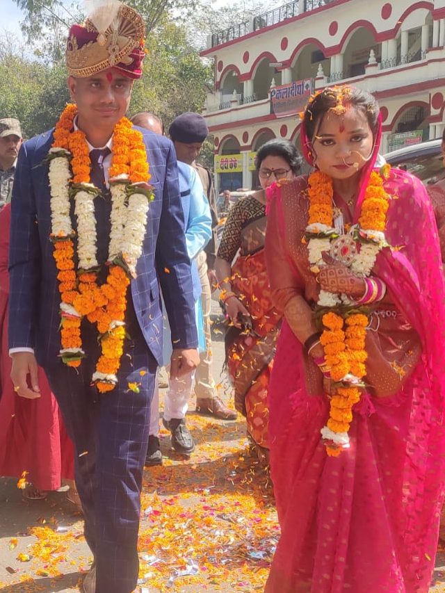 SP, IG ने अपनी जूनियर को बेटी की तरह किया विदा, भर आई आंखें