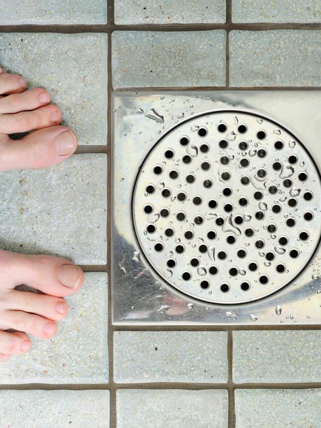 बाथरूम की नाली जाम हो गई है तो करें ये काम Bathroom drain cleaning