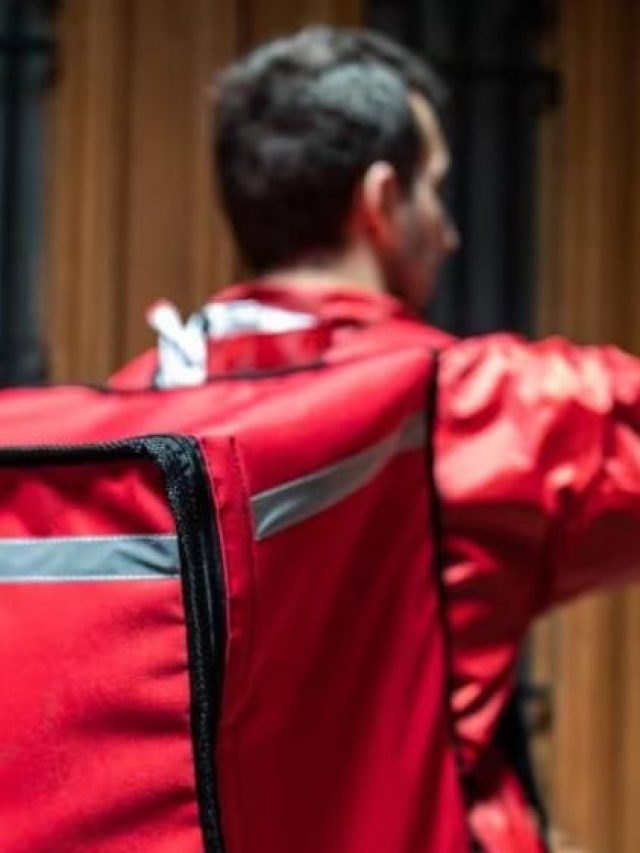 डिलीवरी ब्वॉय के पास खुल्ले पैसे नहीं होने पर शख्स ने कर दी पिटाई