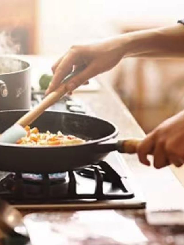 भाभी ने नहीं बनाया खाना, देवर ने जड़ दिया जोरदार थप्पड़