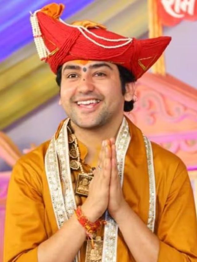 धीरेंद्र शास्त्री के दिव्य दरबार पर महाराष्ट्र में सियासी संग्राम