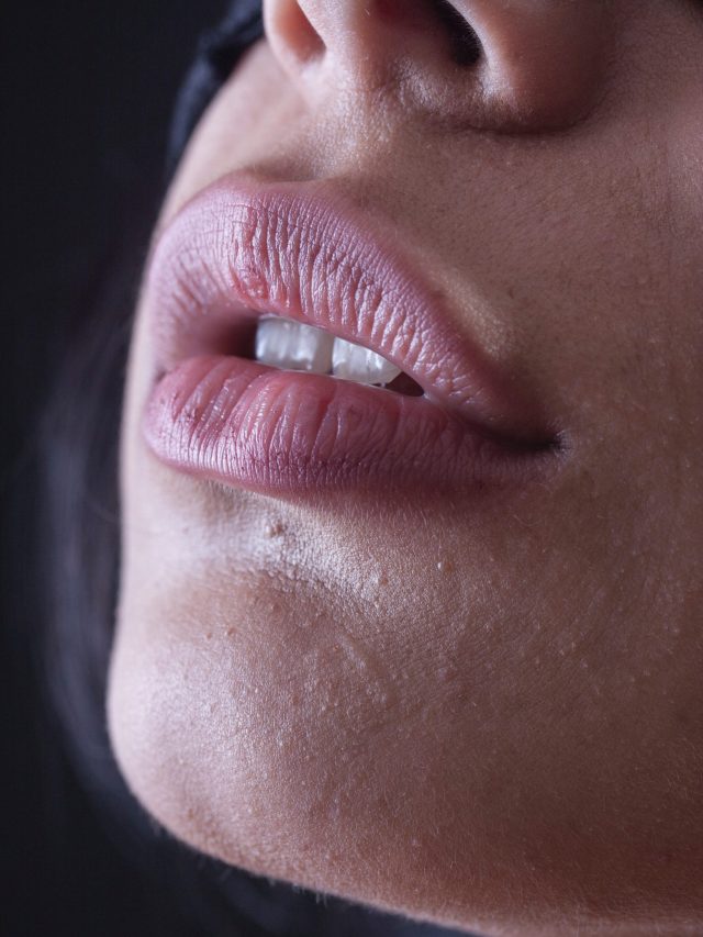 বিড়ি খেলেও ঠোঁট থাকবে গোলাপি, জানুন উপায়