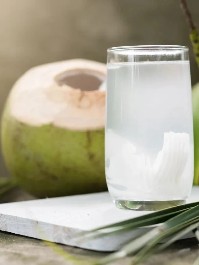 মিষ্টি জলে ভরা ডাব চিনবেন কিভাবে? রইল টিপস