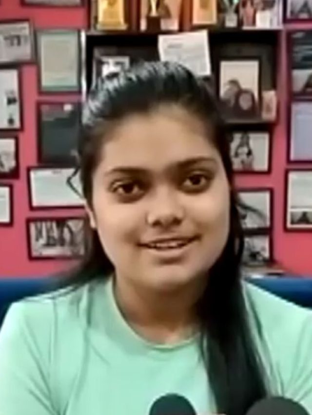 आंखों पर पट्टी बांधकर पढ़ लेती है ये लड़की, PM मोदी ने की तारीफ