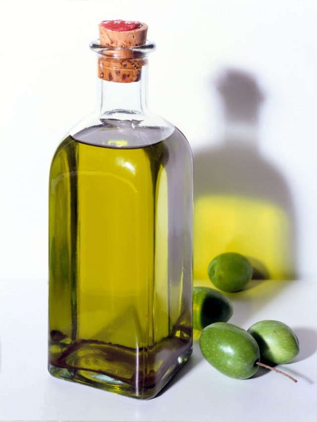 রান্নায় আনে স্বাদ, অলিভ অয়েলের গুণ জানলে চমকে যাবেন
