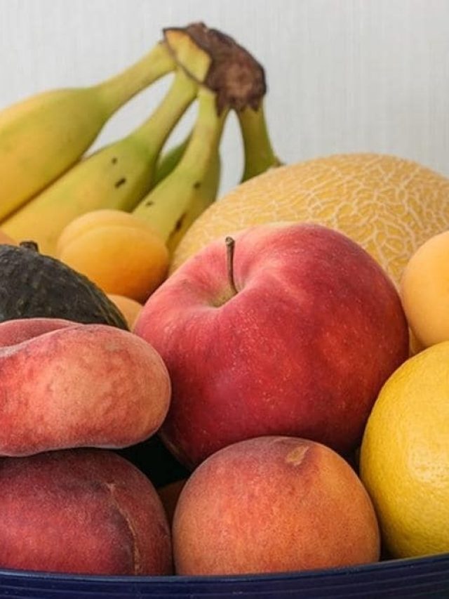 ওজন কমাতে চান? এই ৮টি ফল ভুলেও খাবেন না