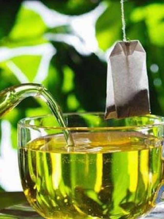 গ্রিন টি খাচ্ছেন রোজ?এই ৫ ভুল করছেন না তো?