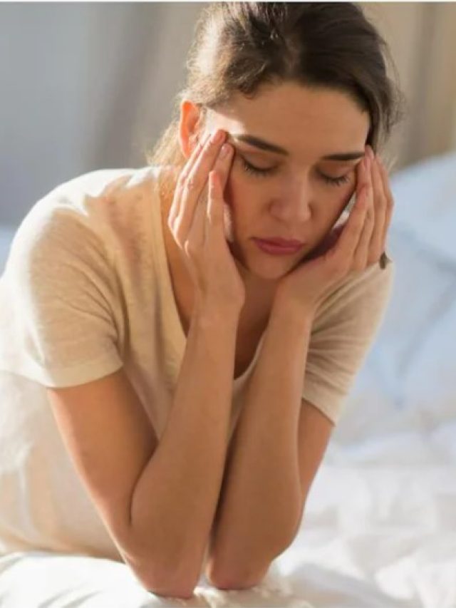 উপোস করলেই মাথা যন্ত্রণায় ভোগেন? এভাবে সুরাহা