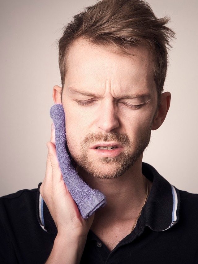 ৩ ঘরোয়া টোটকাতেই কমবে দাঁতের ব্যথা, রইল টিপস