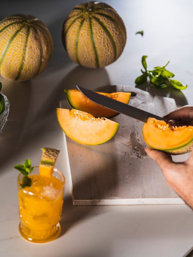 'বিষ' বের করে-শরীর ঠান্ডা ঠান্ডা কুল কুল, ফুটি 'মিরাকল'