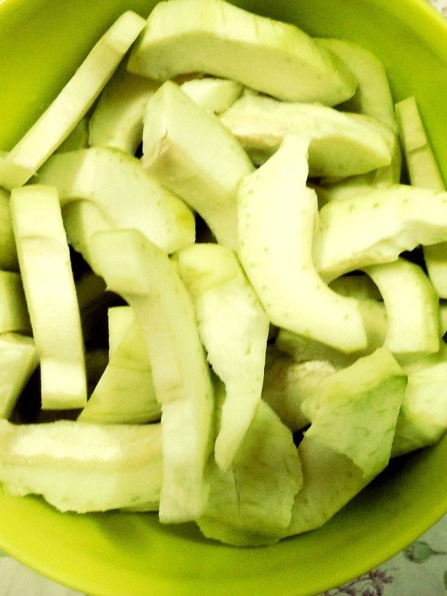 রোজ খান এক টুকরো কাঁচা আম, ঘরে ঘরে হওয়া এই রোগ থেকে মুক্তি