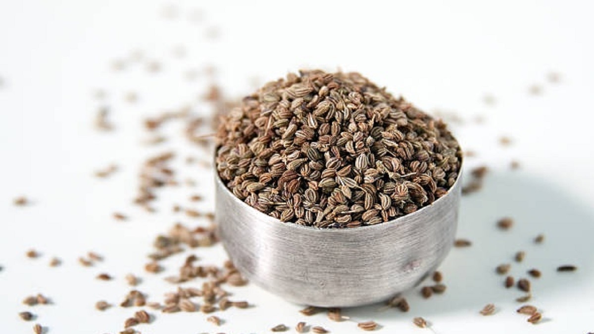चौंका देंगे अजवाइन खाने के ये 7 फायदे, असरदार है रिजल्ट! Carom ajwain