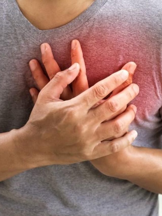 সাবধান! এই ৯ খাবারে বাড়তে পারে হার্ট অ্যাটাকের ঝুঁকি