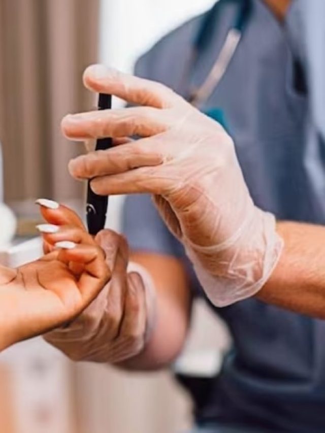 মিষ্টি, চিনি ছেড়েও সুগার কন্ট্রোলে আসছে না, গলদটা কোথায়?