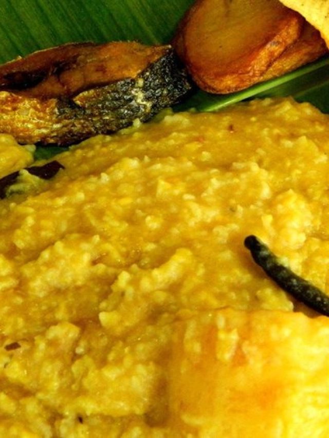 বর্ষায় পাতে খিচুড়ি, মজেছিলেন মেগাস্থিনিস-আকবররাও