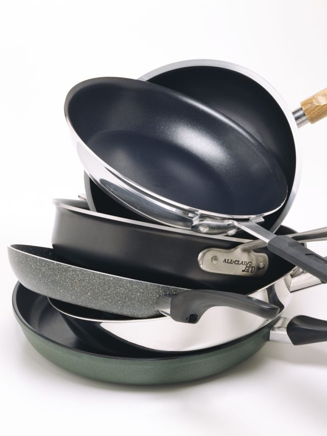 বাসনের পোড়া জেদি দাগ দূর হবে চট করে, রইল উপায়