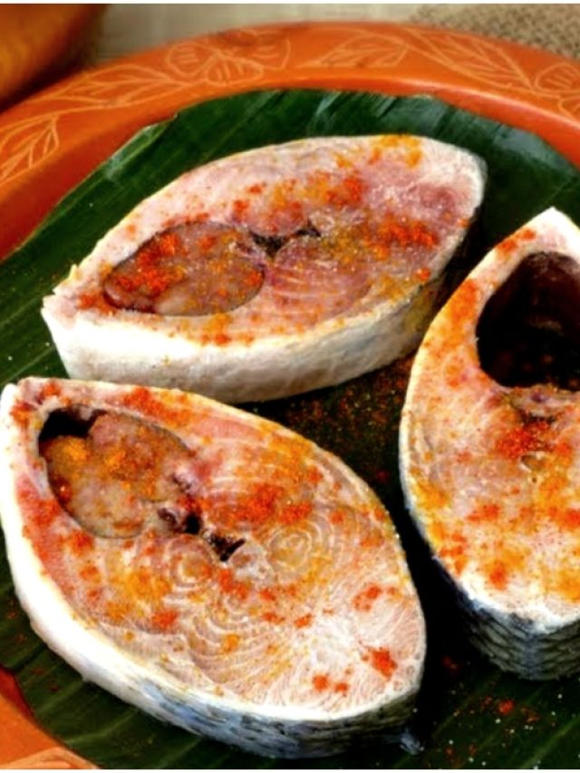 ইলিশ খেলেই মরবেন, লোভে পড়েও এই মাছ ছোঁবেন না কারা?