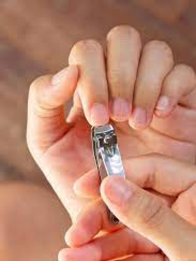 এই দিনগুলিতে নখ কাটলেই উন্নতি-অর্থলাভের যোগ