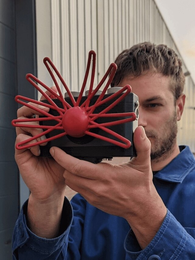 This camera has no lens but creates images using AI, location details, text prompts. Know all about Paragraphica