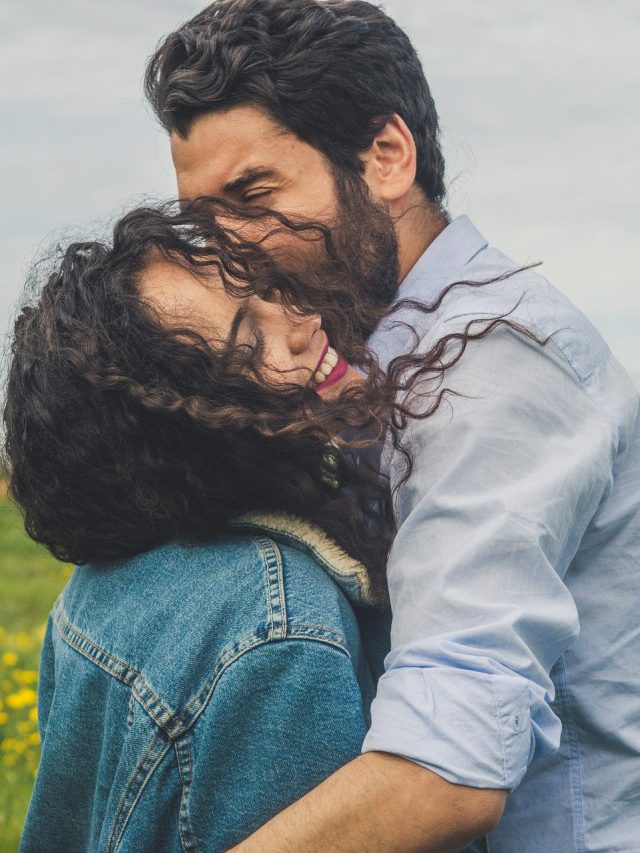 ব্রেকআপের পর এই ৪ কাজ করেন মেয়েরা, প্রাক্তনকে যেভাবে ভোলেন....