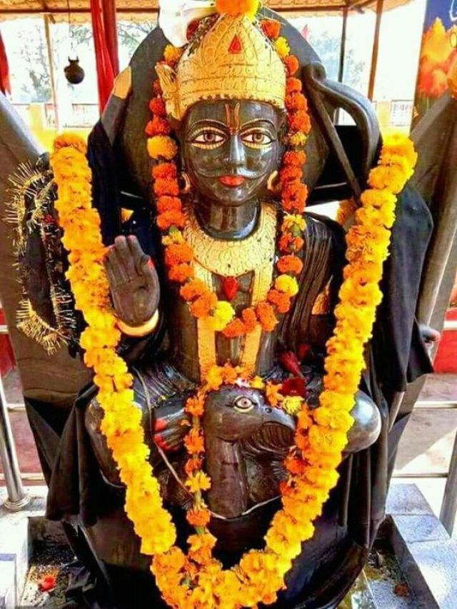 শনির শশ রাজযোগে মালামাল হবে ৩ রাশি, আপনি আছেন?