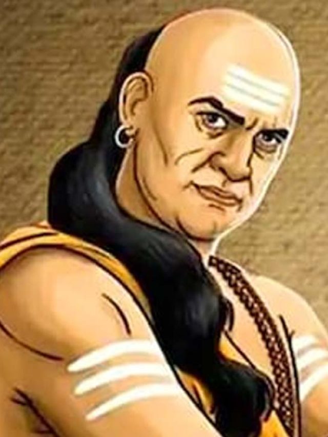 বন্ধুরূপী শত্রু কীভাবে চিনবেন? চাণক্য নীতি