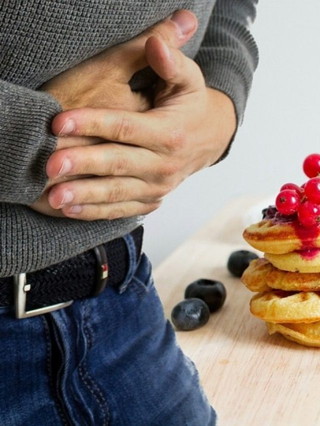 সকালে পেট পরিষ্কার হয় না? ভুলেও খাবেন না এই ৫ খাবার