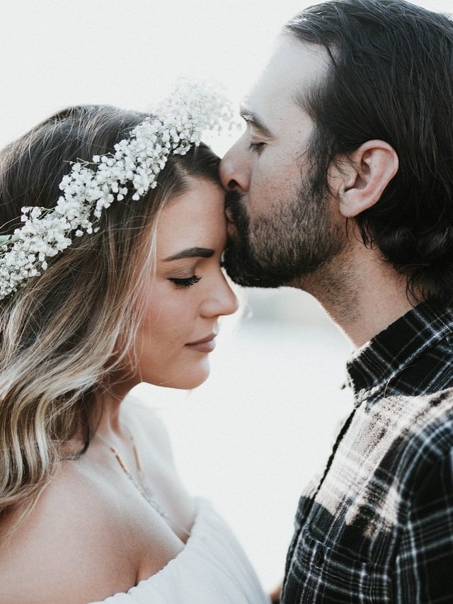 ভালোবেসে খাওয়া উষ্ণ চুমু প্রিয়জনকে, রয়েছে এর দারুণ উপকারিতা জানেন