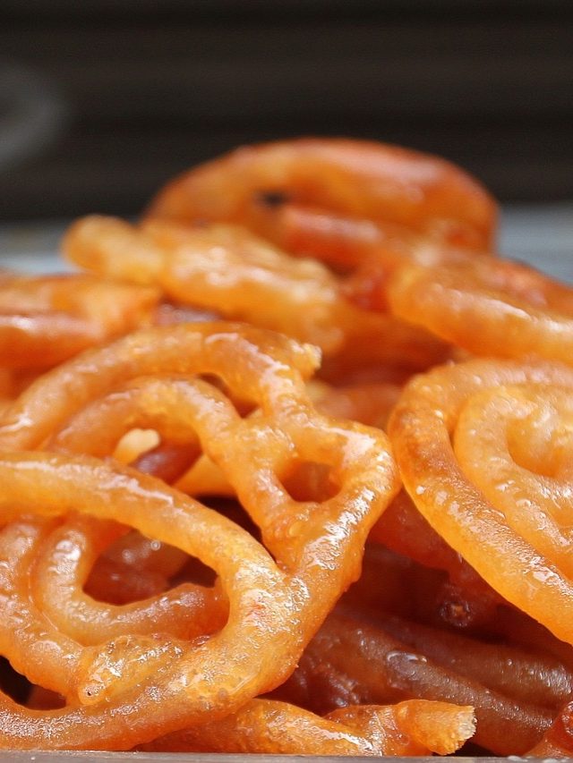 স্মৃতিশক্তি কমিয়ে দেয় এই সুস্বাদু ৮ খাবার