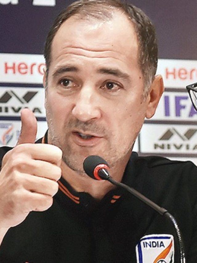 ‘বেশ করেছি…’ ভারত vs পাকিস্তান ম্যাচে লাল কার্ড দেখেও হুঙ্কার স্টিম্যাচের