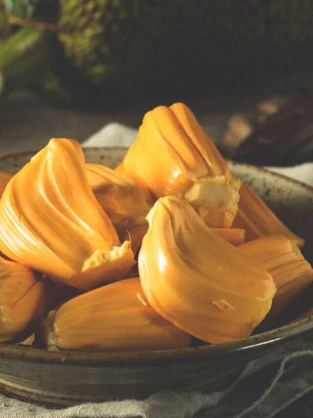 কাঁঠাল এমন হলে হয় তাজা, কেনার আগে দেখে নিন