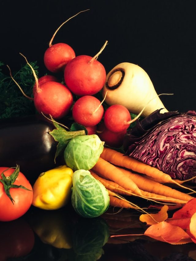 বর্ষাকালে এই ৫ খাবার ভুলেও নয়, হাসপাতালে যেতে হবে