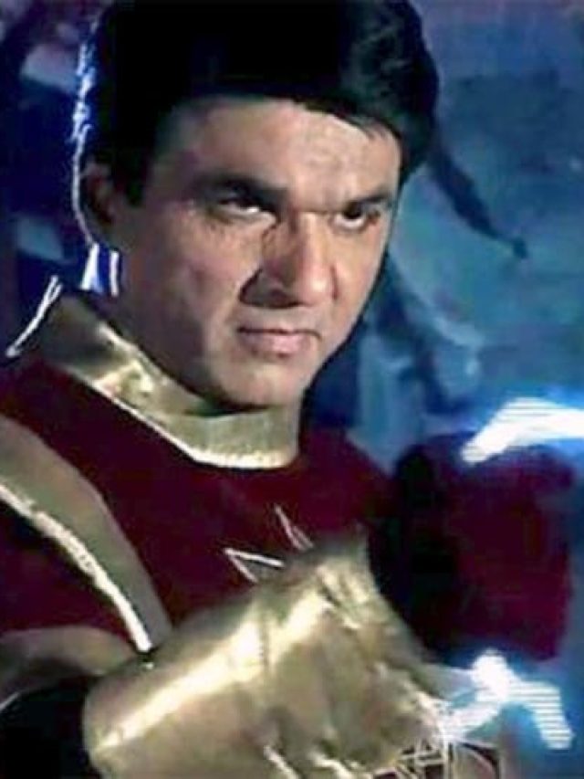 বড় ঘোষণা মুকেশ খান্নার,  ফিরছে শক্তিমান