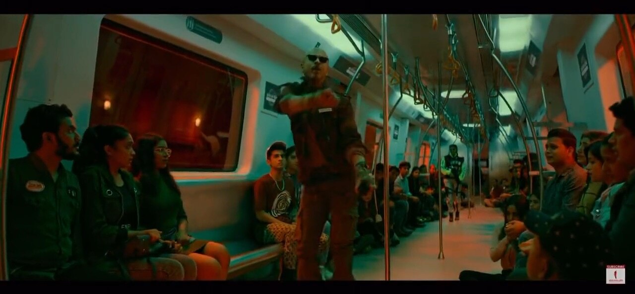 SRK's dance in Jawan trailer goes viral