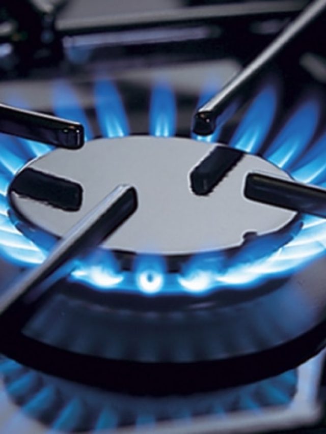 এভাবে ওভেনের নোংরা বার্নার পরিষ্কার করুন, রান্নার গ্যাস যাবে বহুদিন