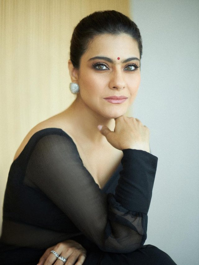 'खूबसूरती की परिभाषा काजोल', एक्ट्रेस को साड़ी में देख फैंस को याद आई DDLJ