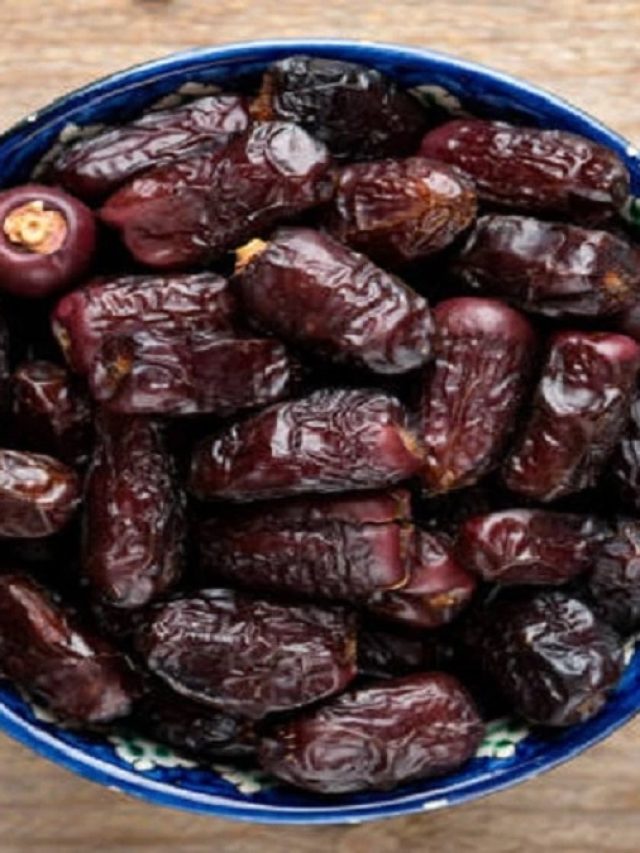 ভেজানো না শুকনো, কীভাবে খেজুর খেলে বাড়ে পৌরুষের তেজ?
