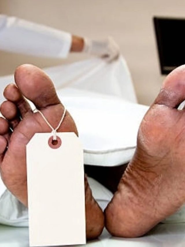 স্বপ্নে বাবা-মায়ের মৃত্যু দেখছেন,কীসের ইঙ্গিত জানেন?