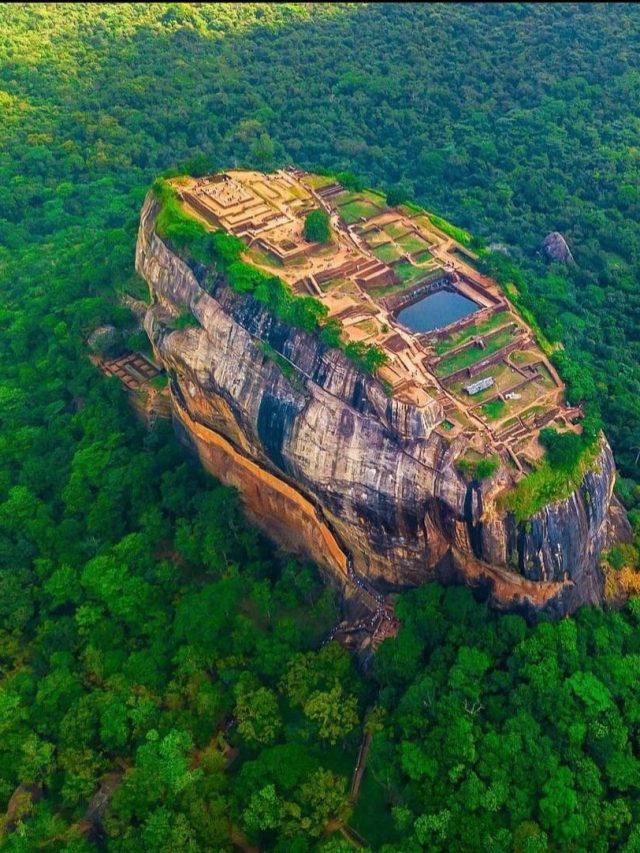 রাবণের প্রাসাদটি কেমন? শ্রীলঙ্কা গেলে ৫ জায়গা 'মাস্ট ভিজিট'