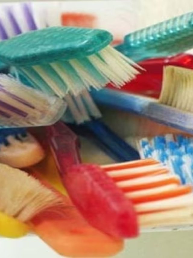 পুরনো টুথ ব্রাশ ৪ কাজে লাগে, ফেলার আগে দেখুন