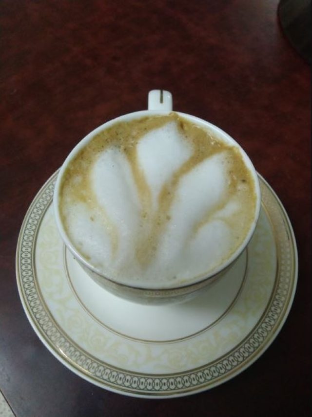 ক্যাফের মতো কফি বানান বাড়িতেই! সহজ পদ্ধতি