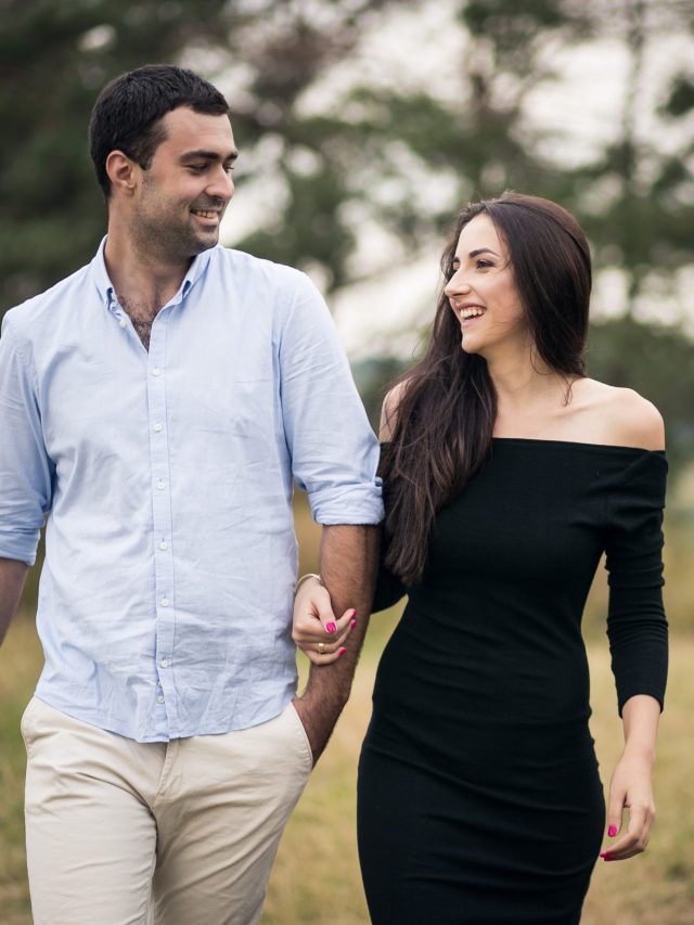 বুক ফাটলেও মুখ ফোটে না, যে ৩ কারণে পুরুষদের থেকে এগিয়ে মহিলারা