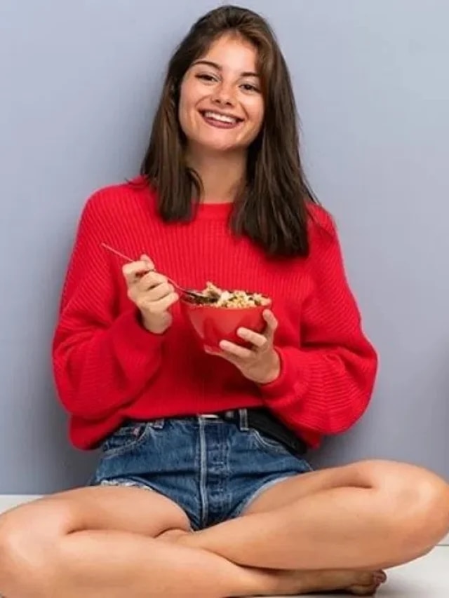 শীতে সুস্থ থাকতে চান? ভুলেও খাবেন না এই  খাবারগুলি